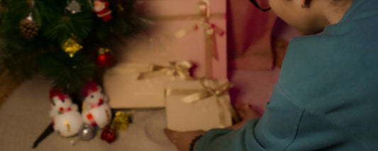 Gifts That Last: Why Accessories Make Thoughtful Holiday Presents