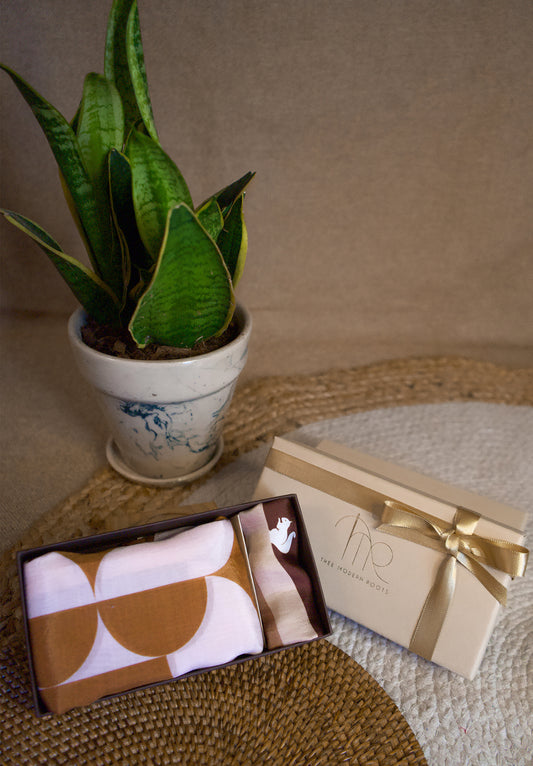 Roman Holiday, the combo of Silk Pocket Square & Cotton Stole