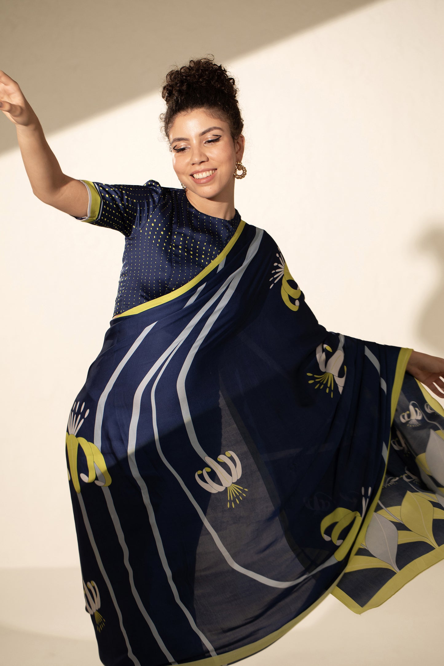 Floral Orbit Printed Satin Georgette Saree
