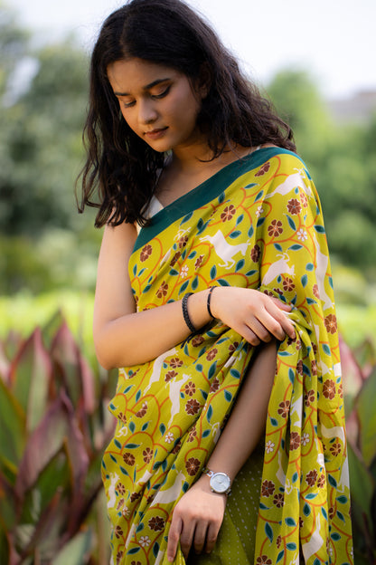 Deer Delight Printed Crepe Saree