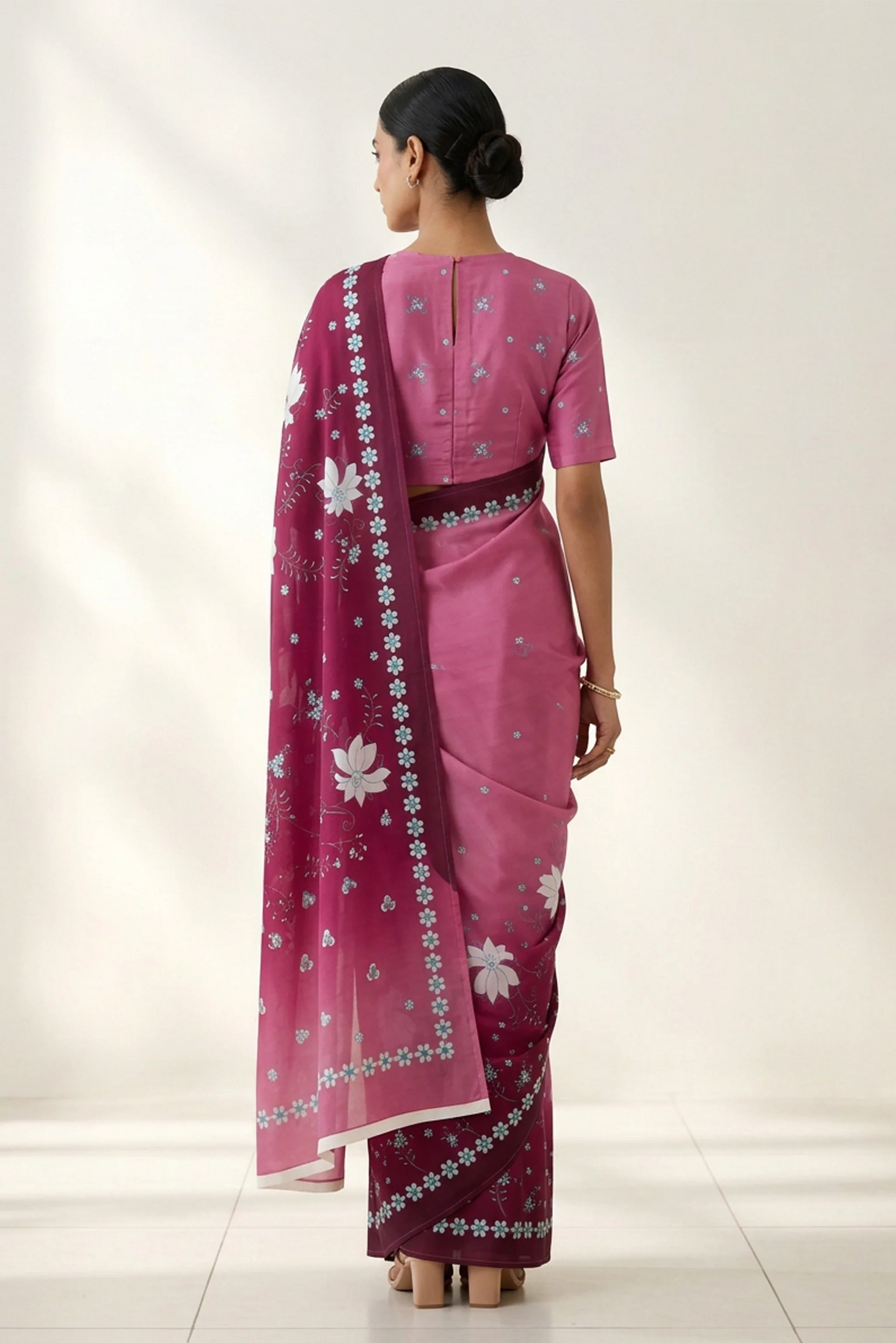 Berry Pink Falling Blooms Printed Crepe Saree