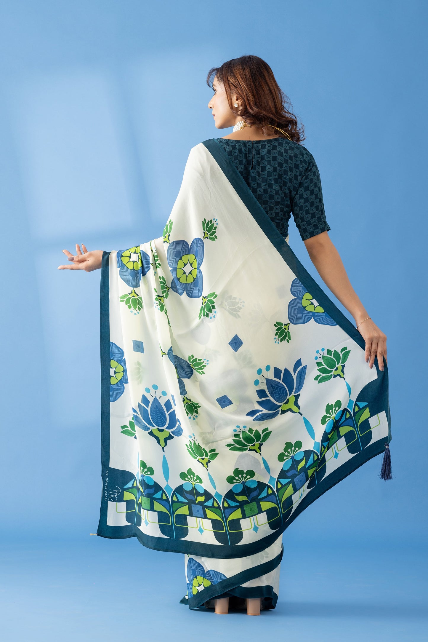 Ivory Lotus Floral Printed Crepe Designer Saree