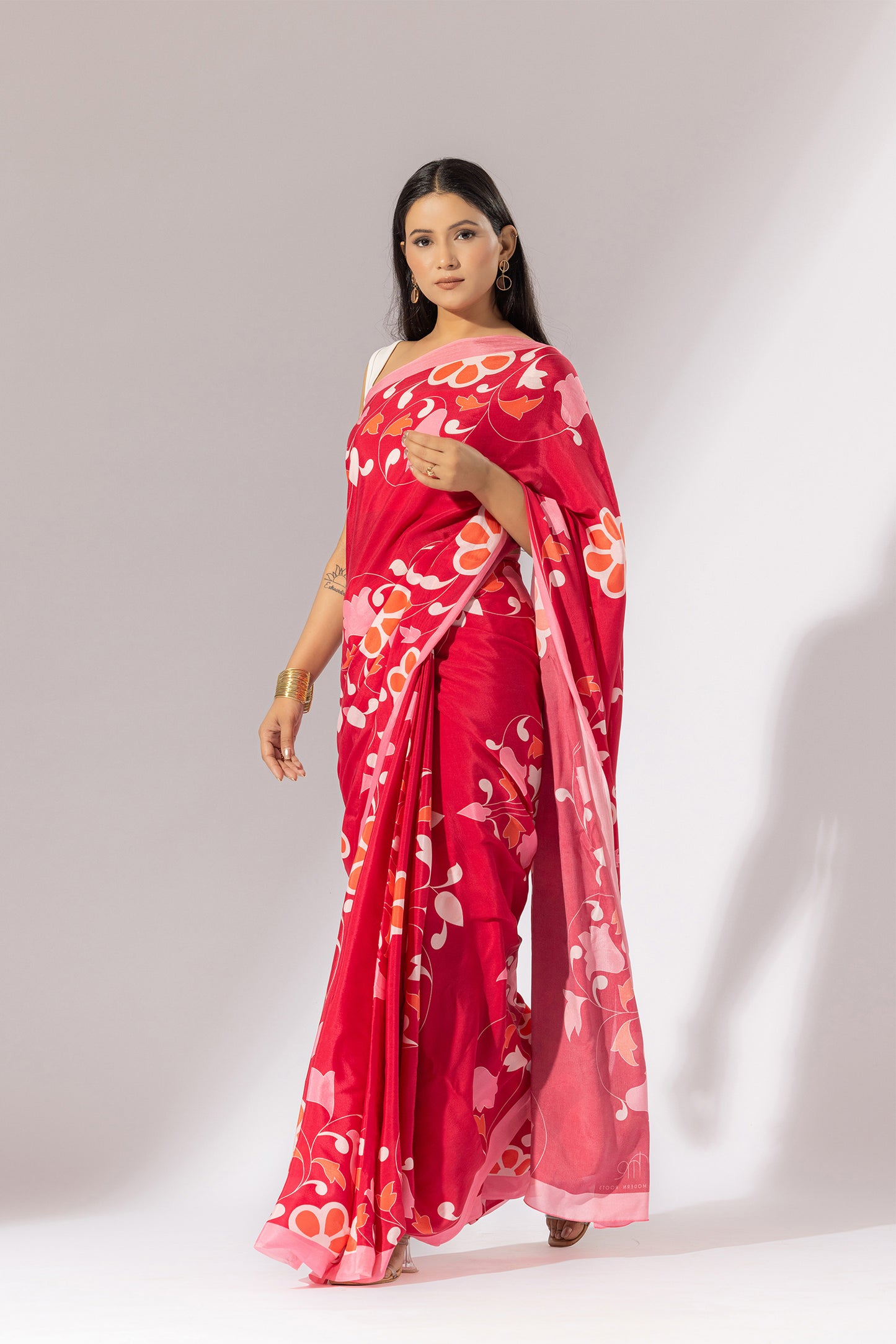 Floral Symphony Printed Crepe Saree