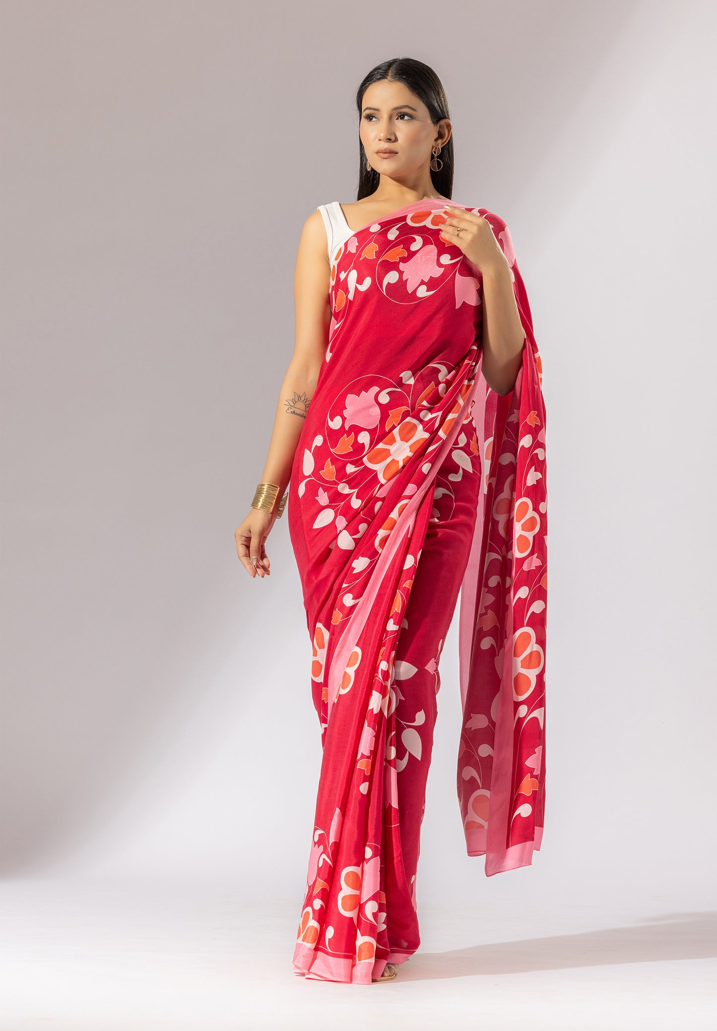 Floral Symphony Printed Crepe Saree