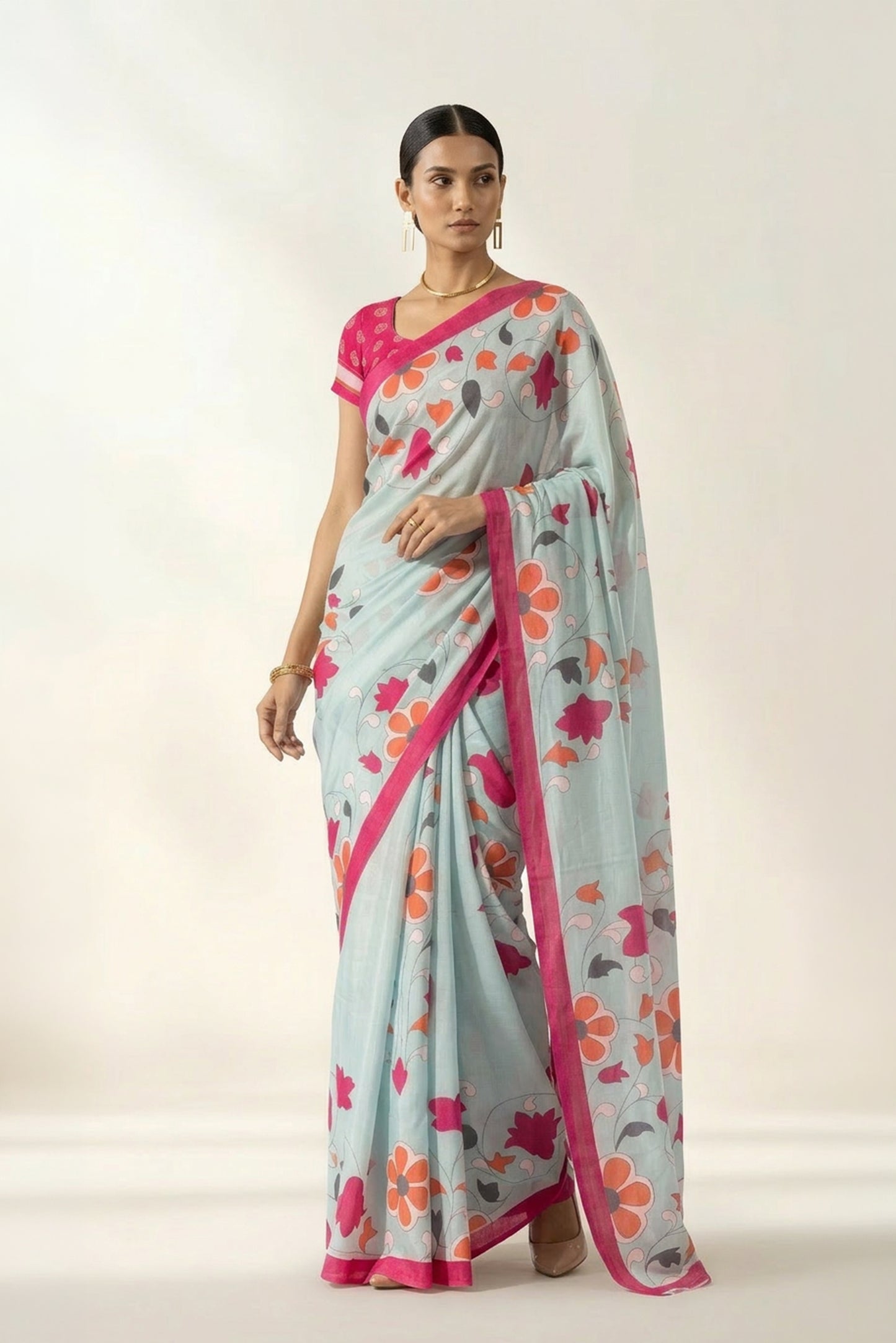 Bouquet Breeze Printed Crepe Saree